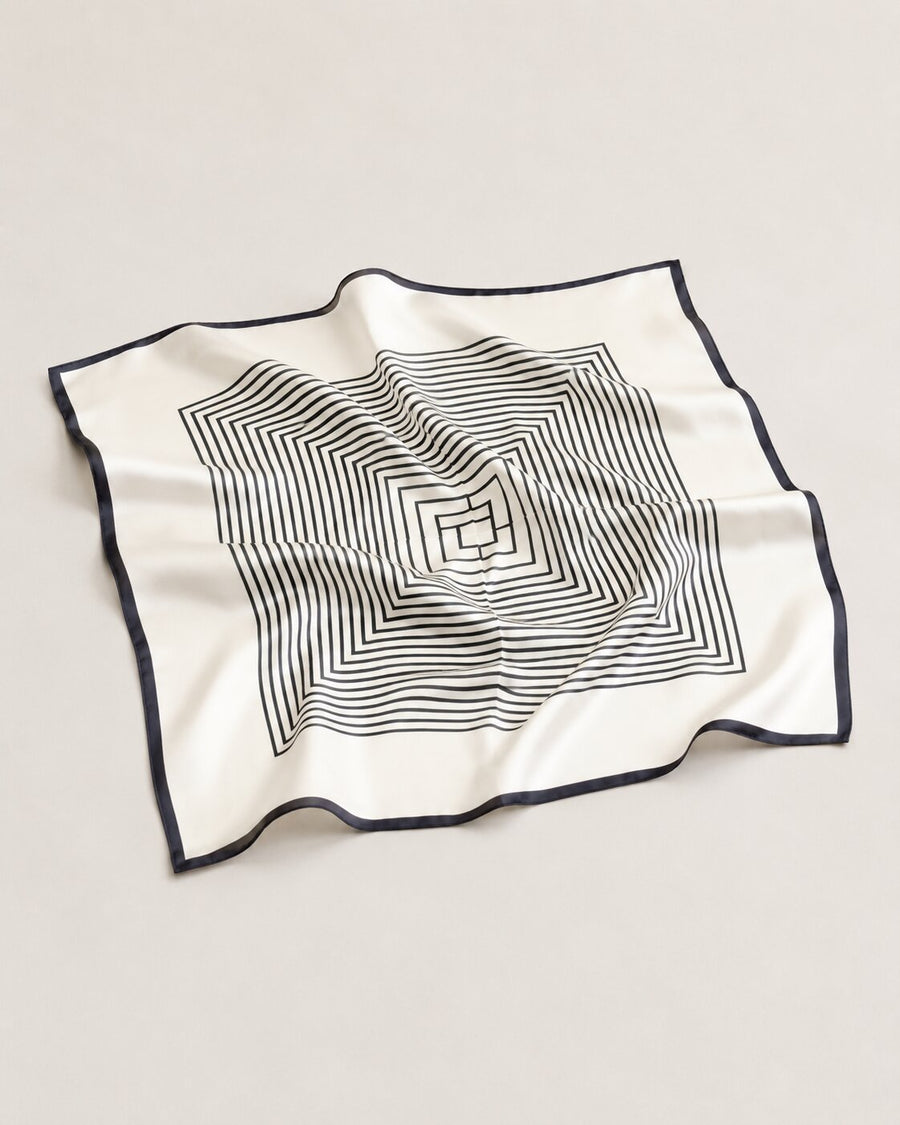How to Tie a Silk Scarf: 8 Timeless Ways to Wear It