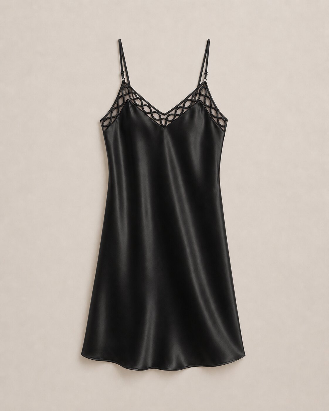 Nightgown 3 black packshot